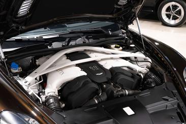 Aston Martin Rapide Berline S — photo 17