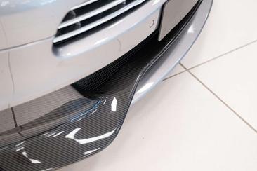 Aston Martin Vanquish V12 — photo 41
