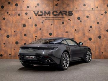 Aston Martin DB11 V8 — photo 5
