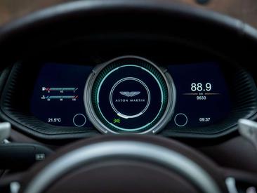 Aston Martin DB11 V8 — photo 23