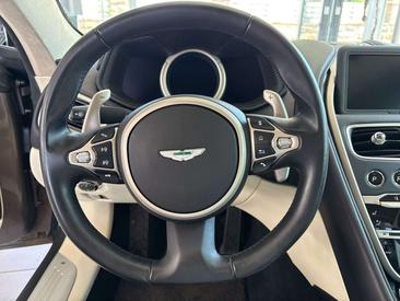 Aston Martin DB11 V12 AMR — photo 30