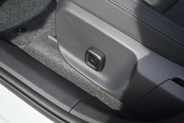 Volvo EX30 Single Motor — photo 17