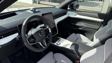 Volvo EX90 Twin Motor — photo 4
