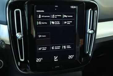 Volvo XC40 Berline T2 — photo 14