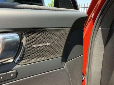 Volvo C40 Coupé SUV — photo 14