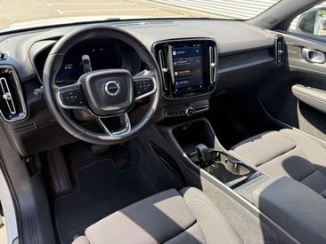 Volvo C40 Coupé SUV — photo 10