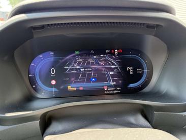 Volvo C40 Coupé SUV — photo 16