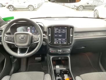 Volvo XC40 T5 Recharge — photo 2