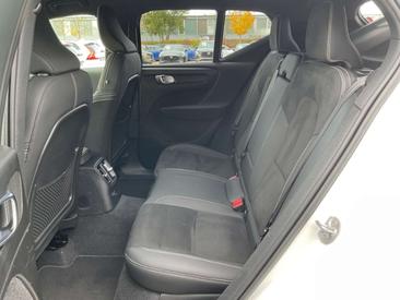 Volvo XC40 T5 Recharge — photo 17