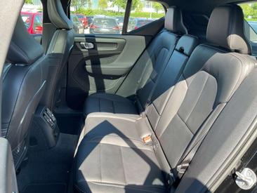 Volvo XC40 T5 Recharge — photo 17