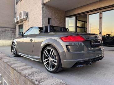 Audi TT 40 TFSI — photo 6