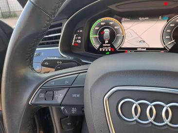 Audi Q8 TFSI E 55 E Quattro — photo 21