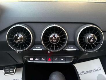 Audi TT 40 TFSI — photo 27