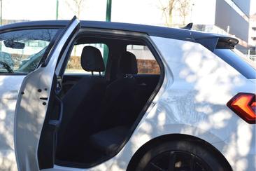 Audi A1 Sportback 35 TFSI — photo 32
