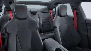 Porsche Taycan ph2 GTS — photo 11