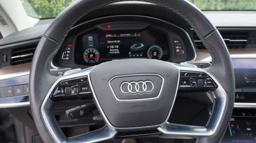 Audi A7 Sportback 40 TFSI — photo 19