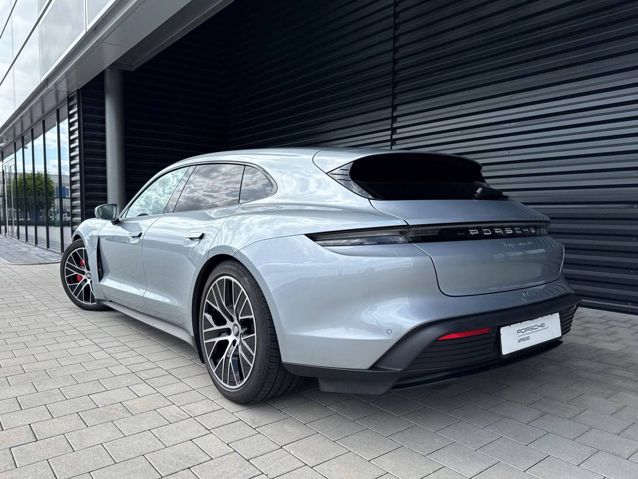 Porsche Taycan 4S Sport Turismo - 2023 - Joinsteer - #3