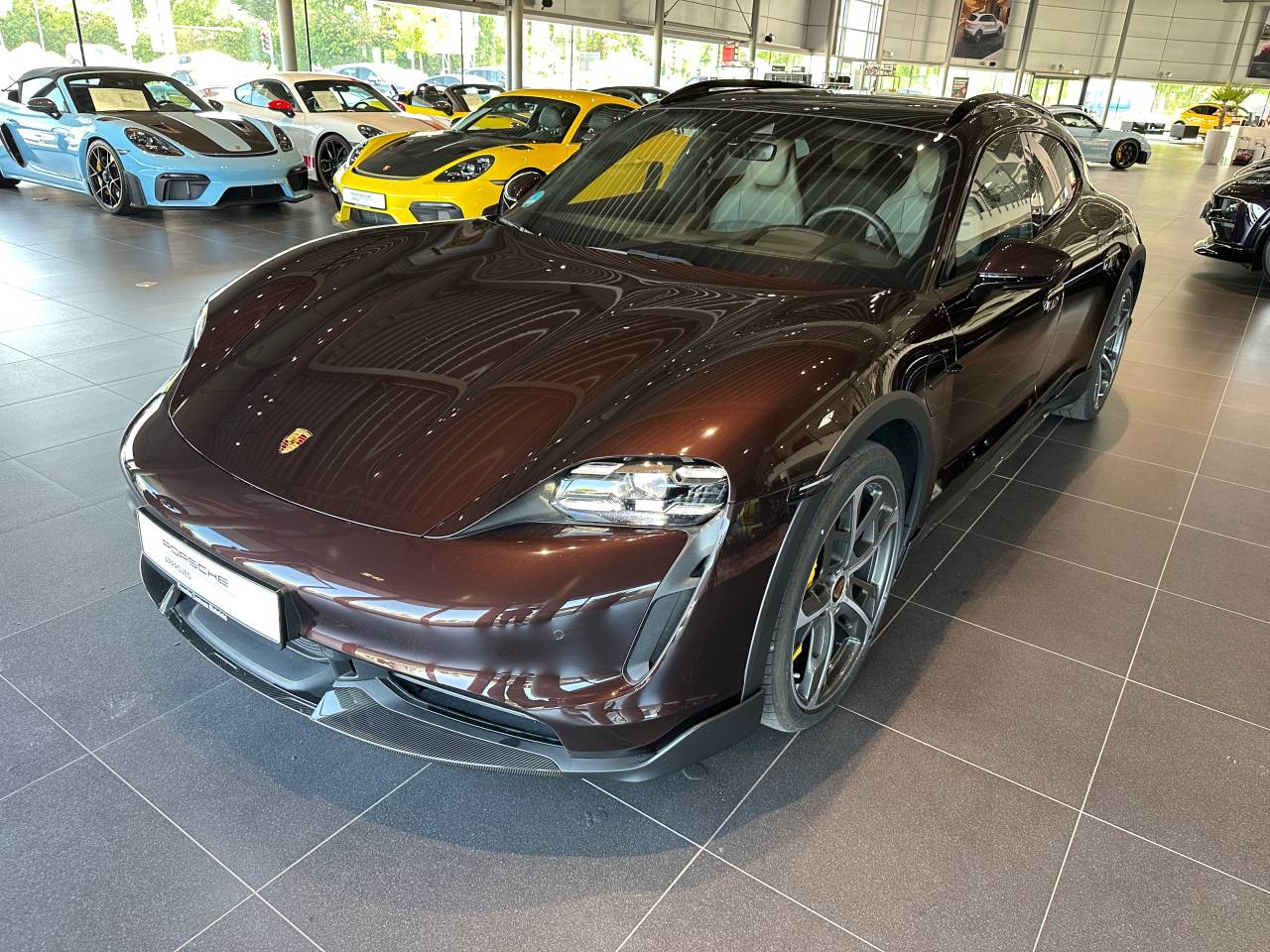 Porsche Taycan Turbo S Cross Turismo - 2023 - Joinsteer - #1