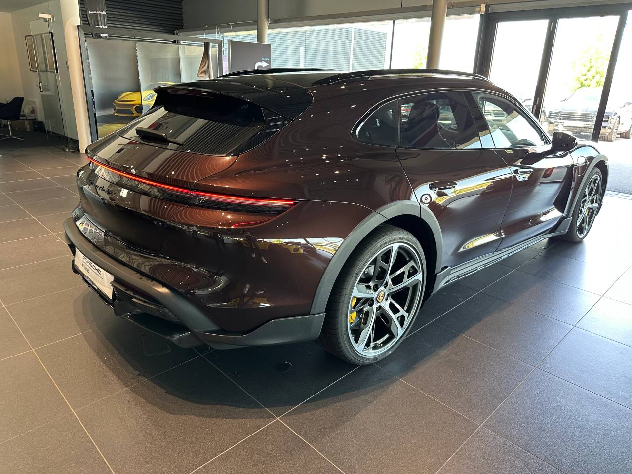 Porsche Taycan Turbo S Cross Turismo - 2023 - Joinsteer - #5
