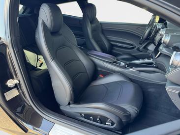 Ferrari GTC4Lusso T — photo 22