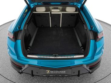 Lamborghini Urus SE — photo 24