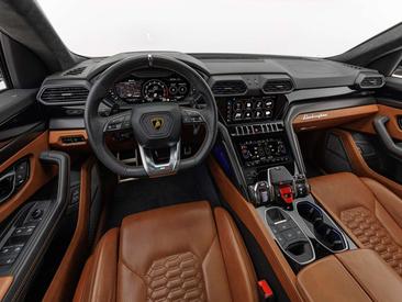 Lamborghini Urus S — photo 6