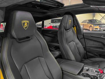 Lamborghini Urus S — photo 8