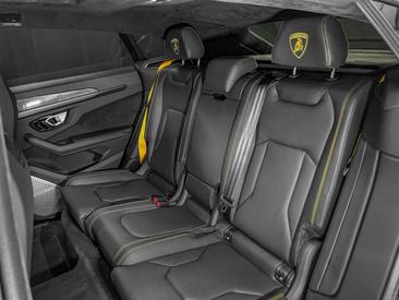 Lamborghini Urus S — photo 15