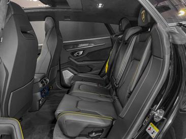 Lamborghini Urus S — photo 16