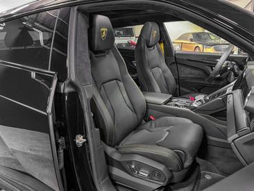Lamborghini Urus S — photo 18