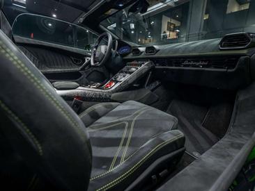 Lamborghini Huracán Performante — photo 11