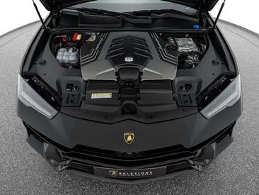 Lamborghini Urus Performante — photo 31