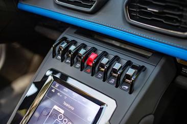 Lamborghini Huracán Spyder EVO — photo 16