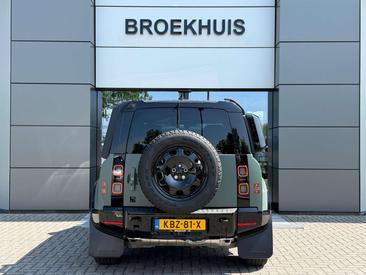 Land Rover Defender 130 D300 MHEV — photo 3