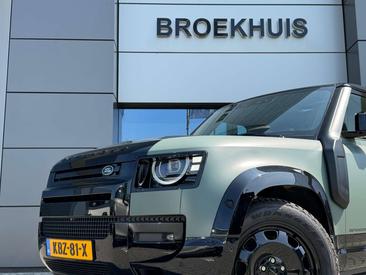 Land Rover Defender 130 D300 MHEV — photo 4