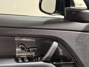 Land Rover Range Rover Sport D250 — photo 14