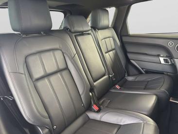 Land Rover Range Rover Sport D250 — photo 19
