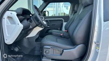 Land Rover Defender 90 D200 MHEV — photo 12