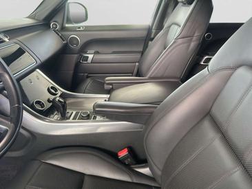 Land Rover Range Rover Sport D250 — photo 21