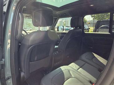 Land Rover Defender 130 D300 MHEV — photo 20