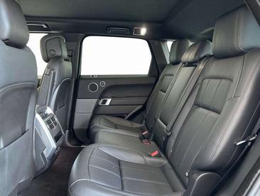 Land Rover Range Rover Sport D250 — photo 16