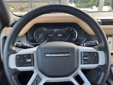 Land Rover Defender 110 P400e — photo 12