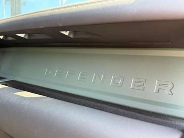 Land Rover Defender 130 D300 MHEV — photo 27