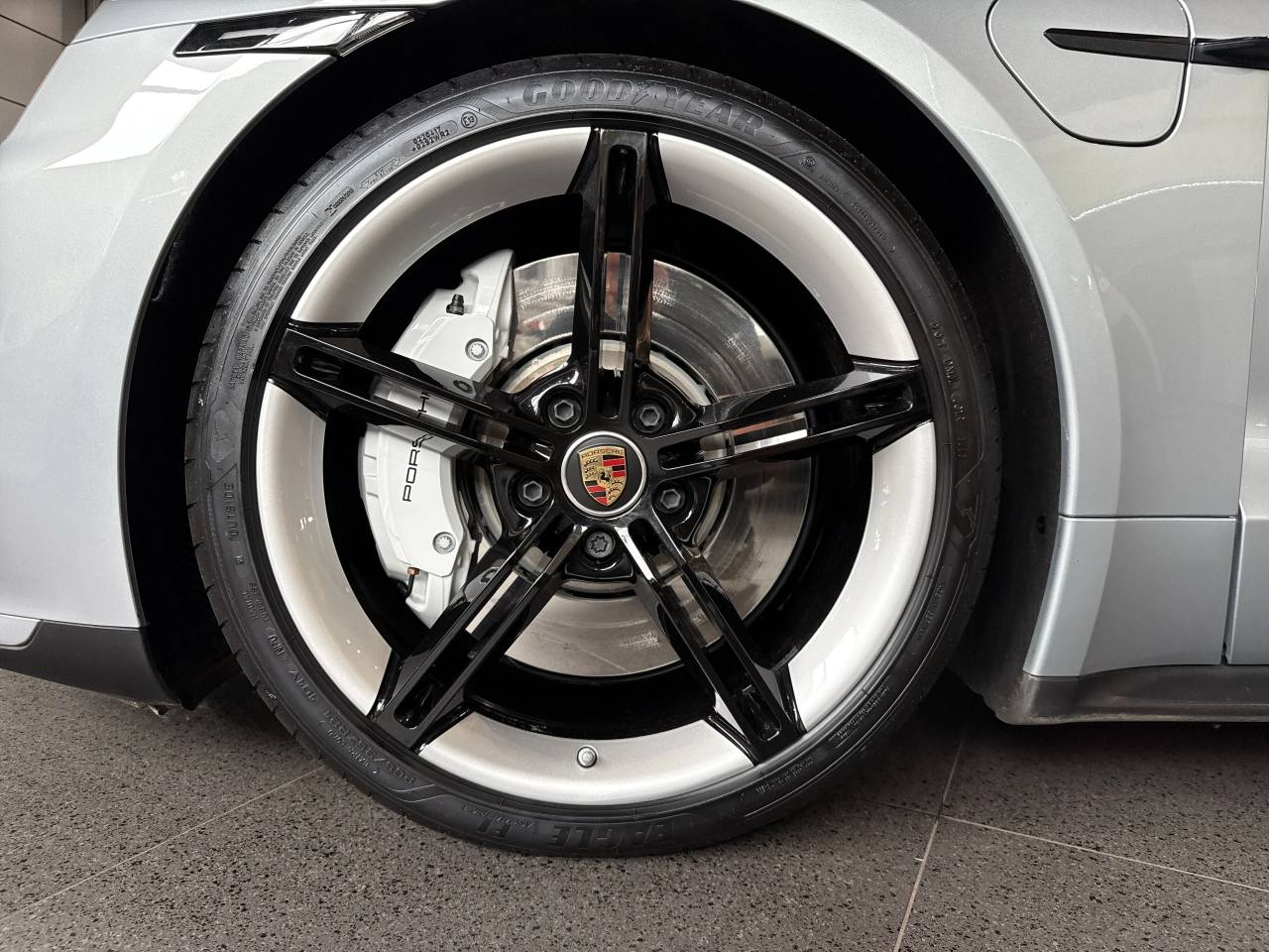 Porsche Taycan Turbo - 2023 - Joinsteer - #22