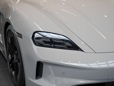 Porsche Taycan ph2 Sport Turismo — photo 6