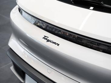 Porsche Taycan ph2 Sport Turismo — photo 10