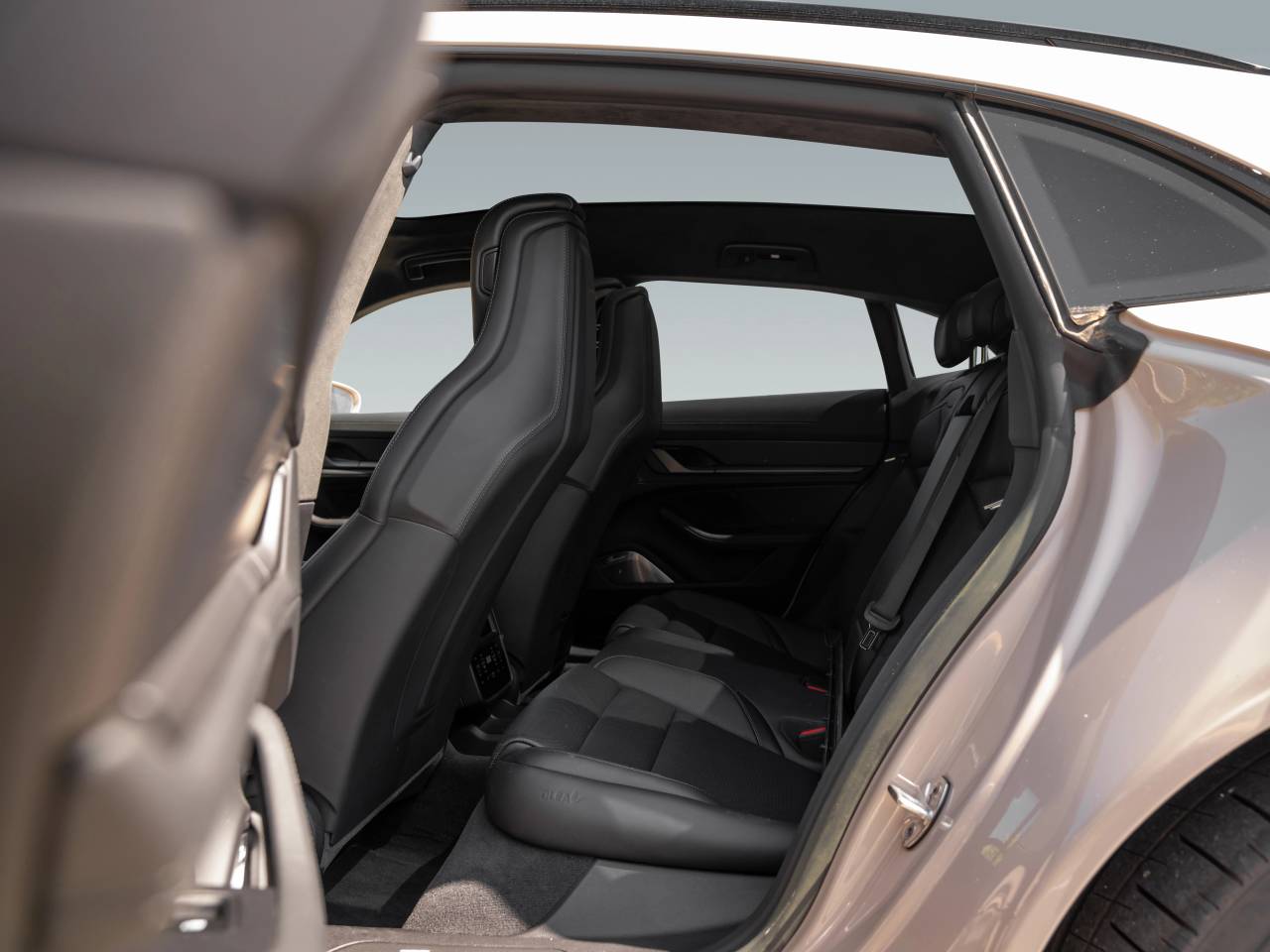 Porsche Taycan Turbo S Cross Turismo - 2023 - Joinsteer - #18