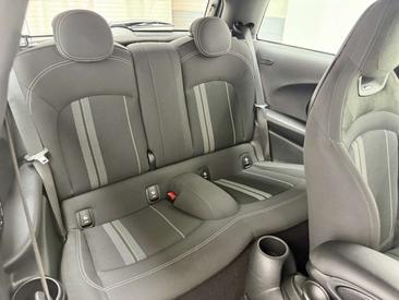 Mini 3 Portes Berline John Cooper Works — photo 20