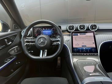 Mercedes Classe C Berline 300 E — photo 11
