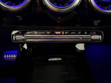 Mercedes CLA Berline 250 E — photo 30